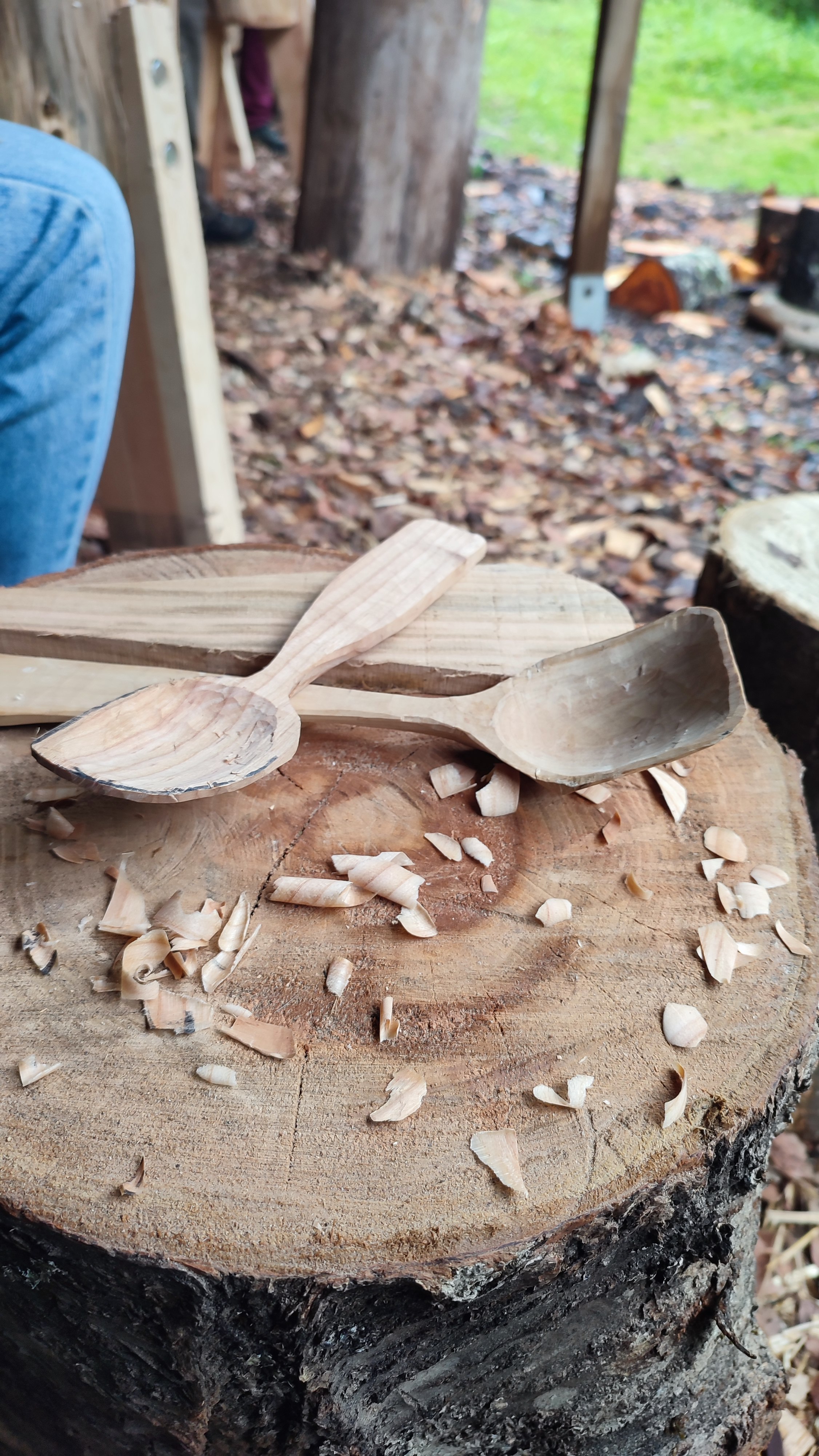 taller de talla de cucharas