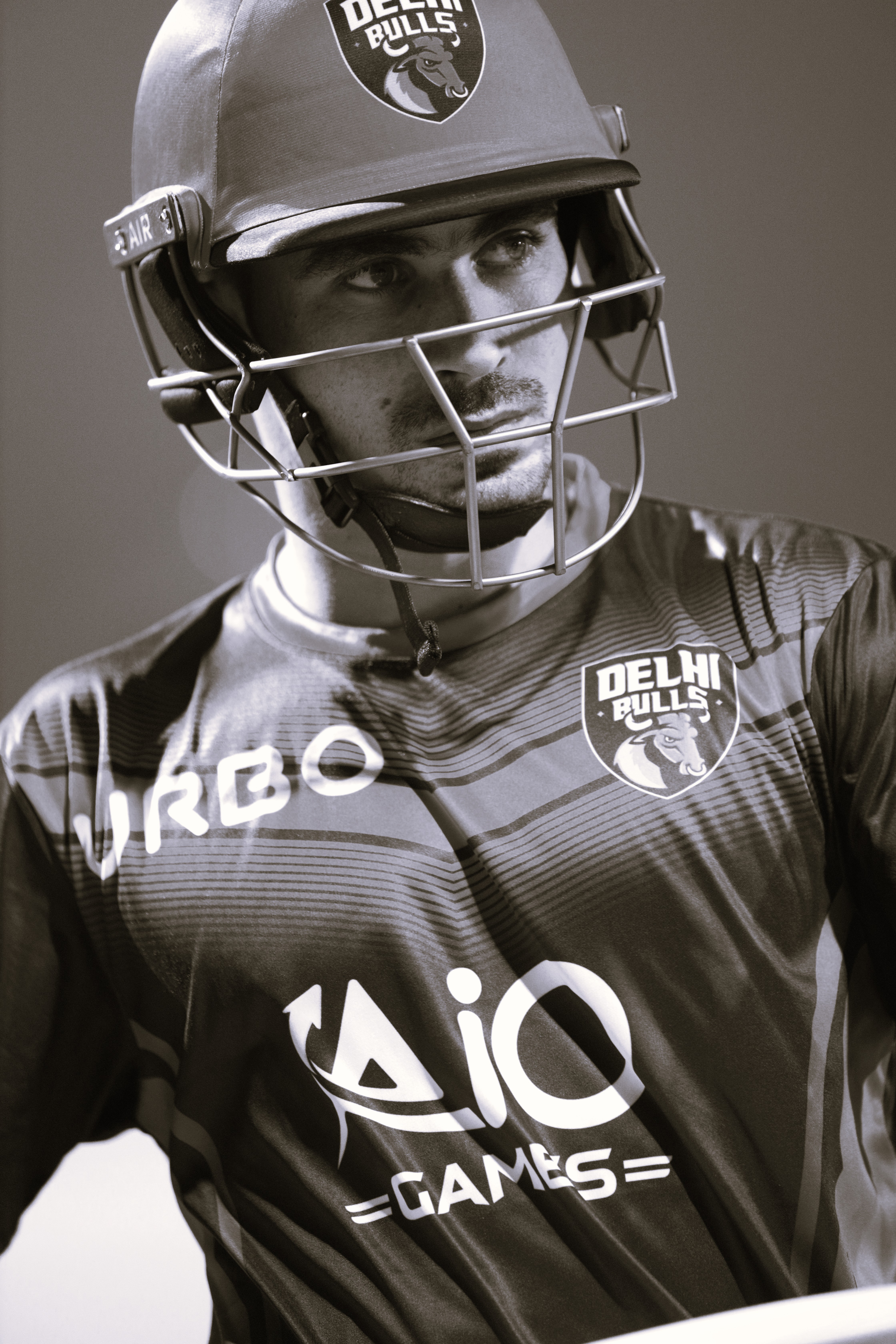 Woman Sit On The Floor