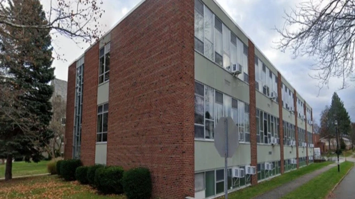 Exterior of Rochester Academy of Science Elementary School at 545 Humboldt St.