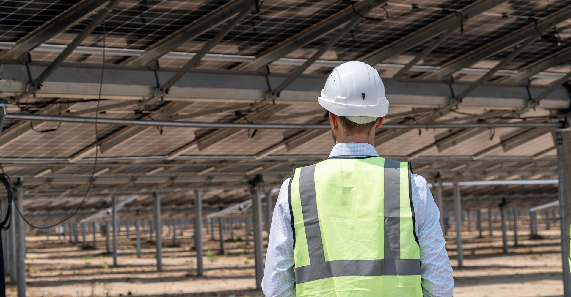 Smart solar monitoring improving energy performance