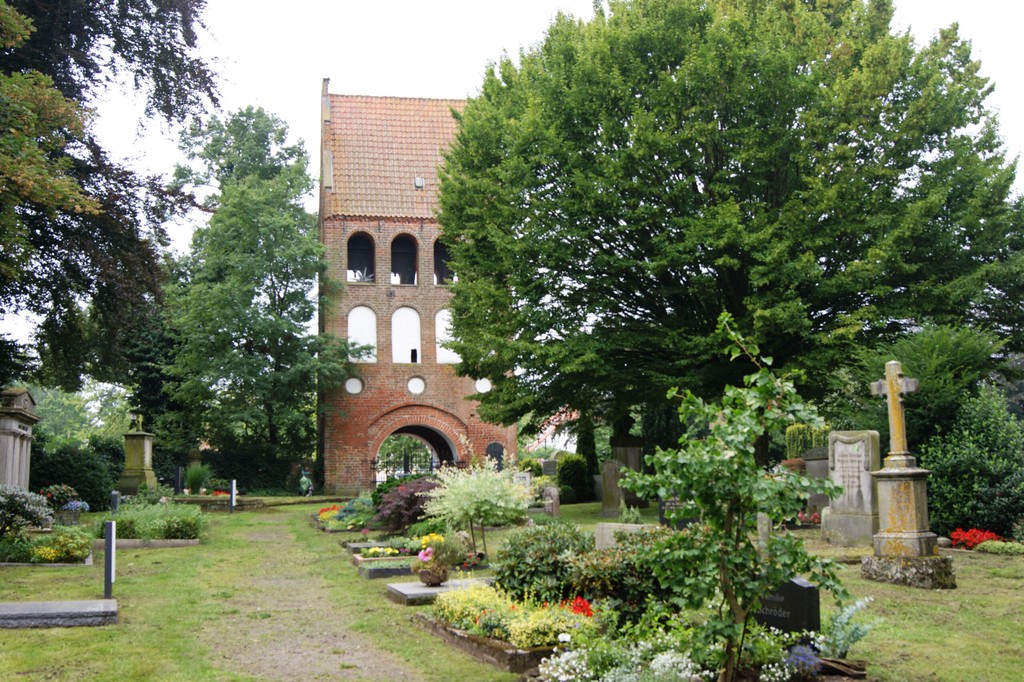 Alter Friedhof Bad Zwischenahn – Blick über den Friedhof