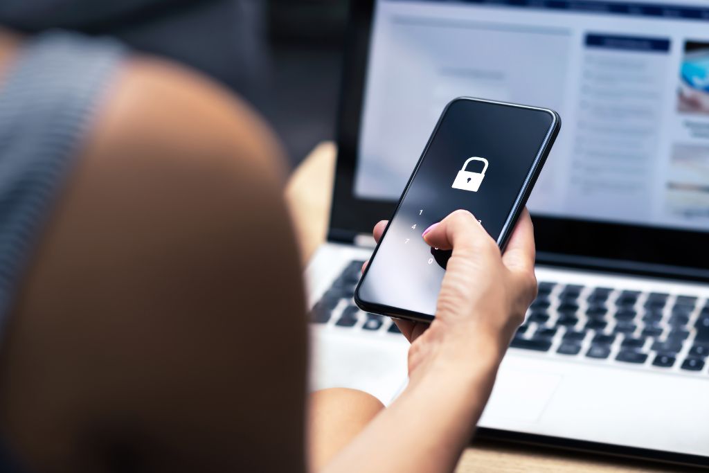 key takeaways for iphone password managers