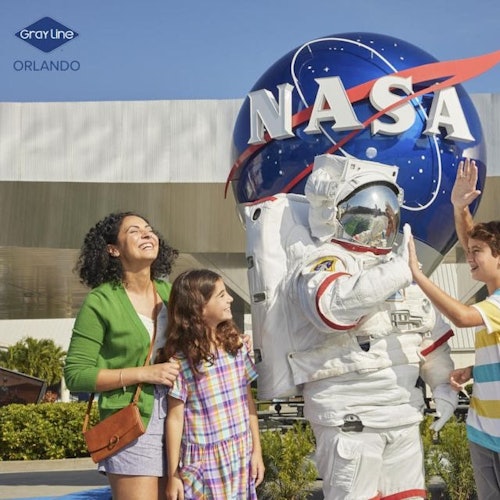 PRATA MED EN ASTRONAUT