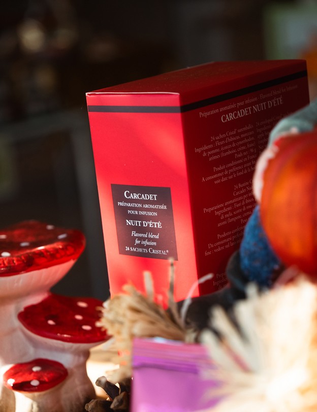 Photo Boîte de thé Dammann Carcadet Framboise.