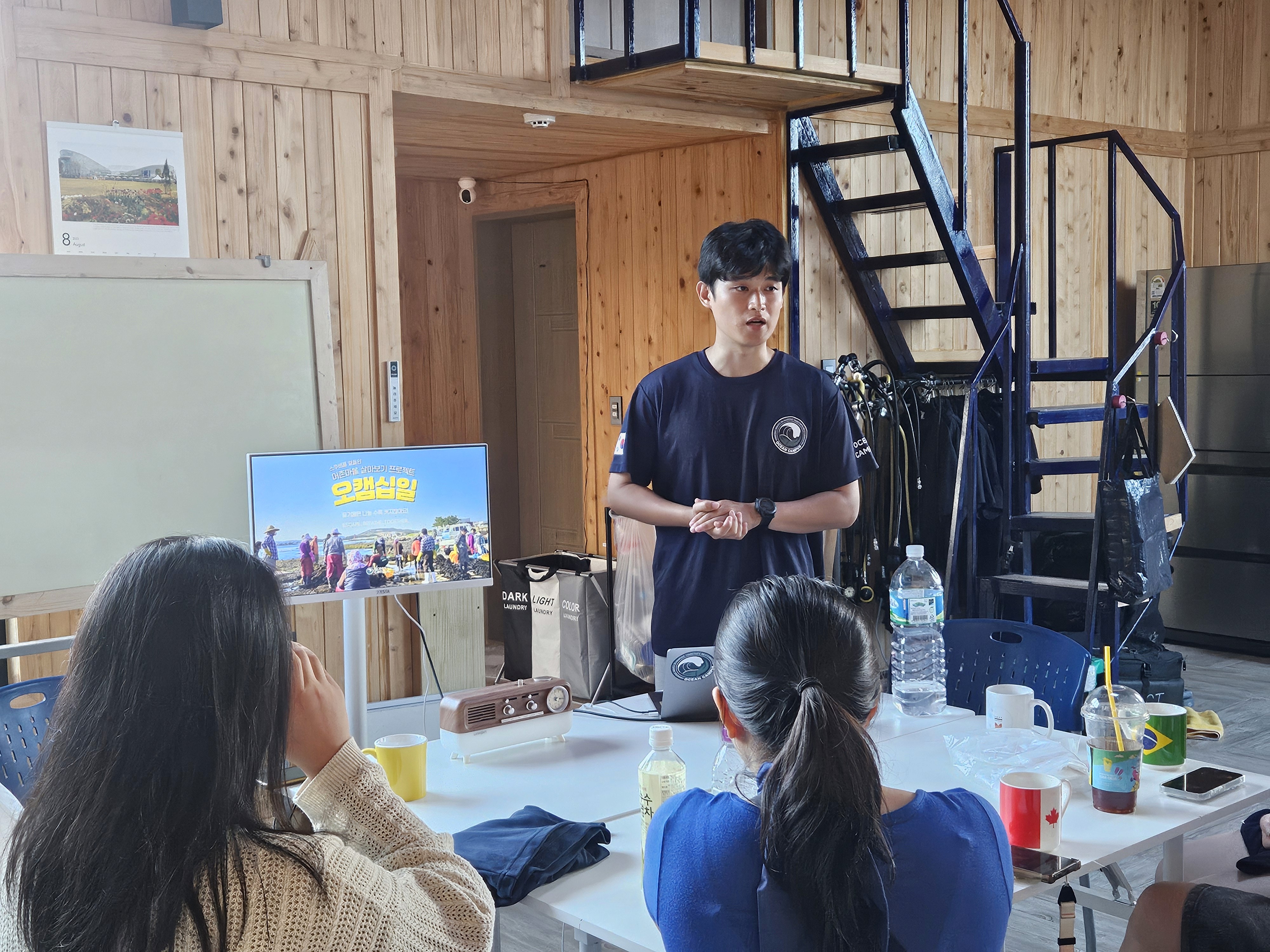 worker on laboratorium