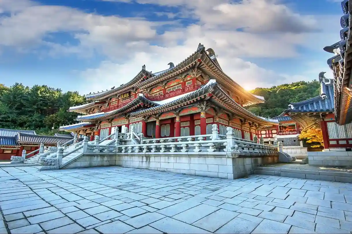 How Tour Operators Save You Time, Money and Travel Stress