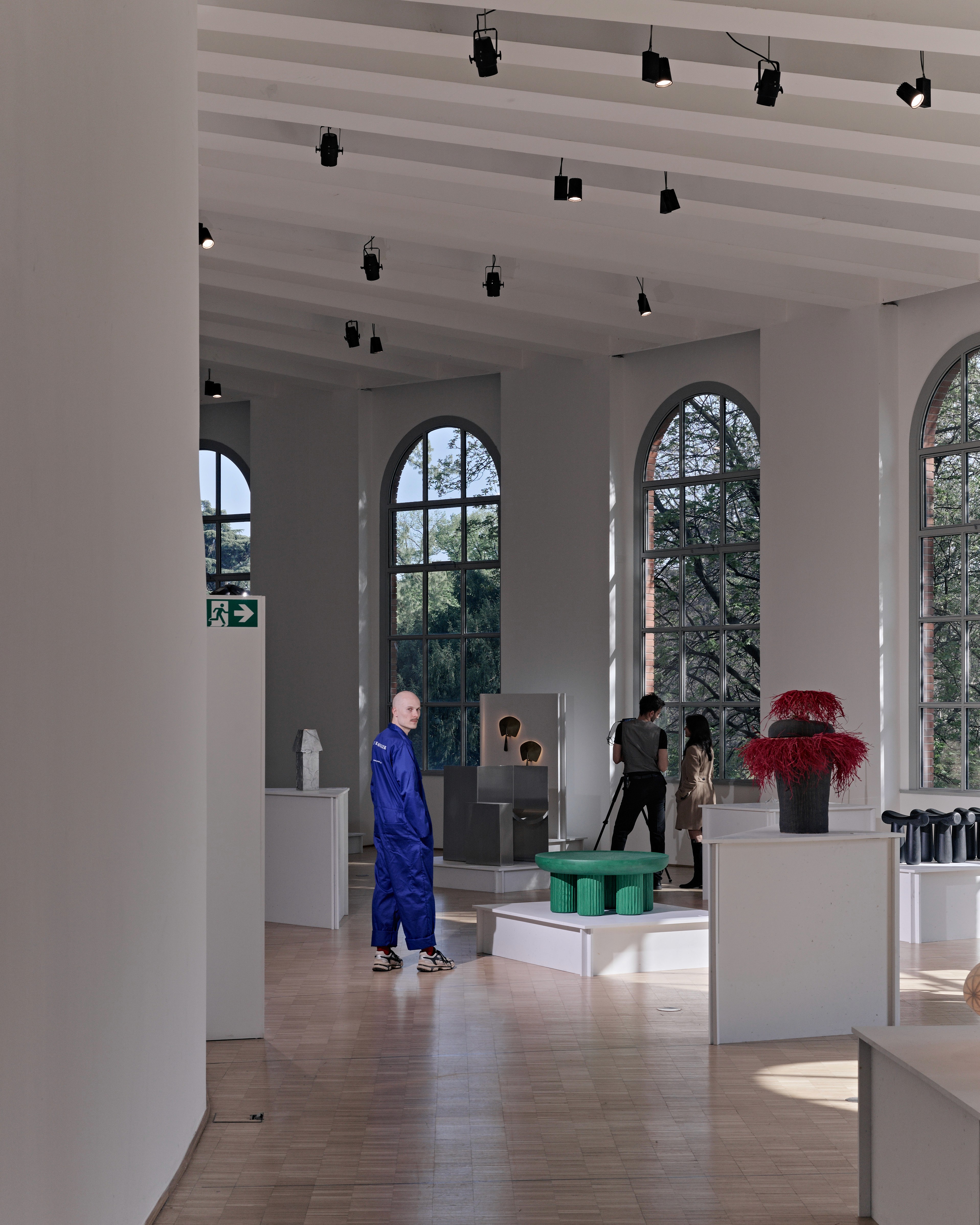 kalokagathos-coffee-table-with-jiri-krejcirik