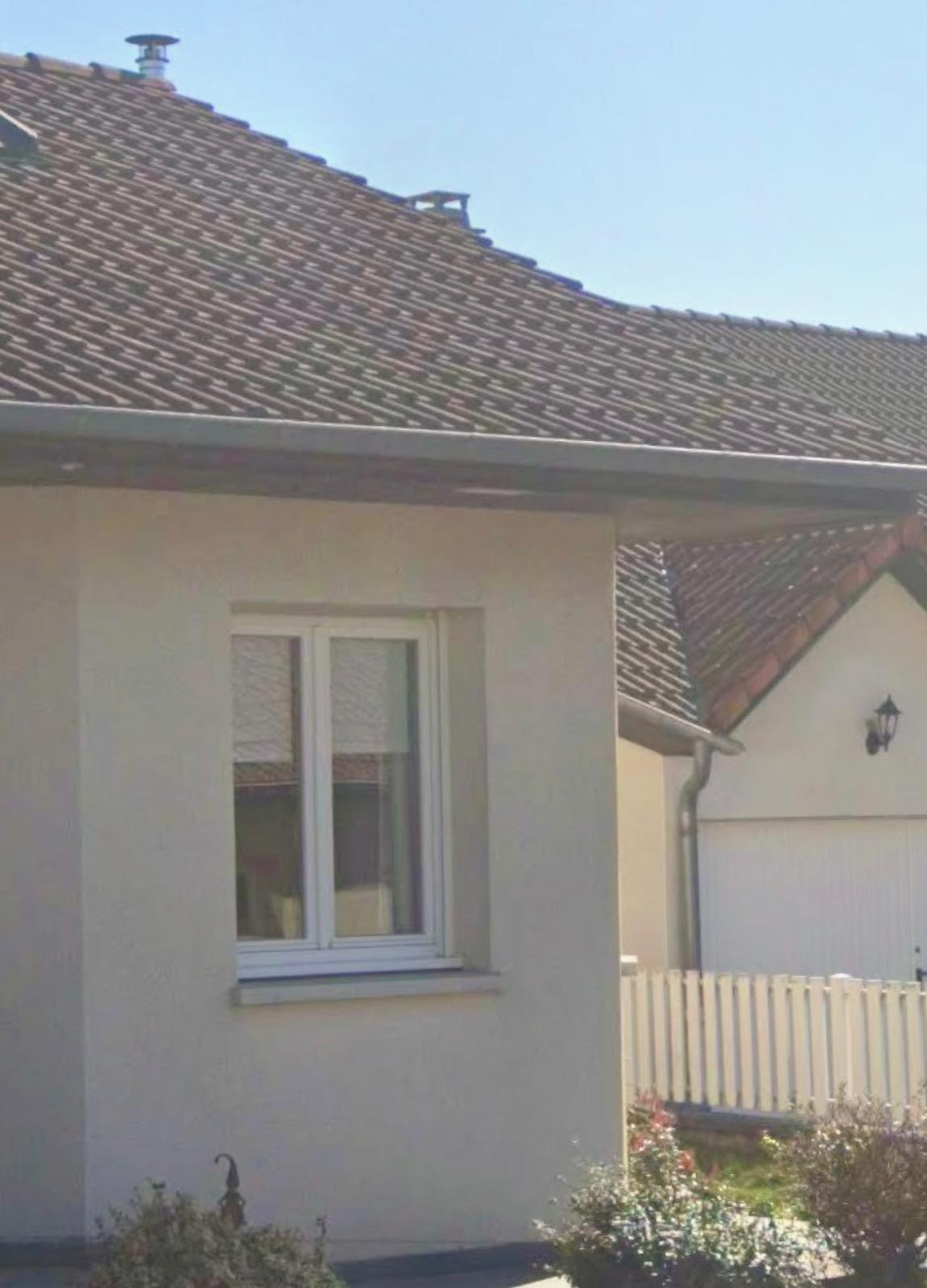 Équipe AJS Toiture en intervention de nettoyage sur toiture