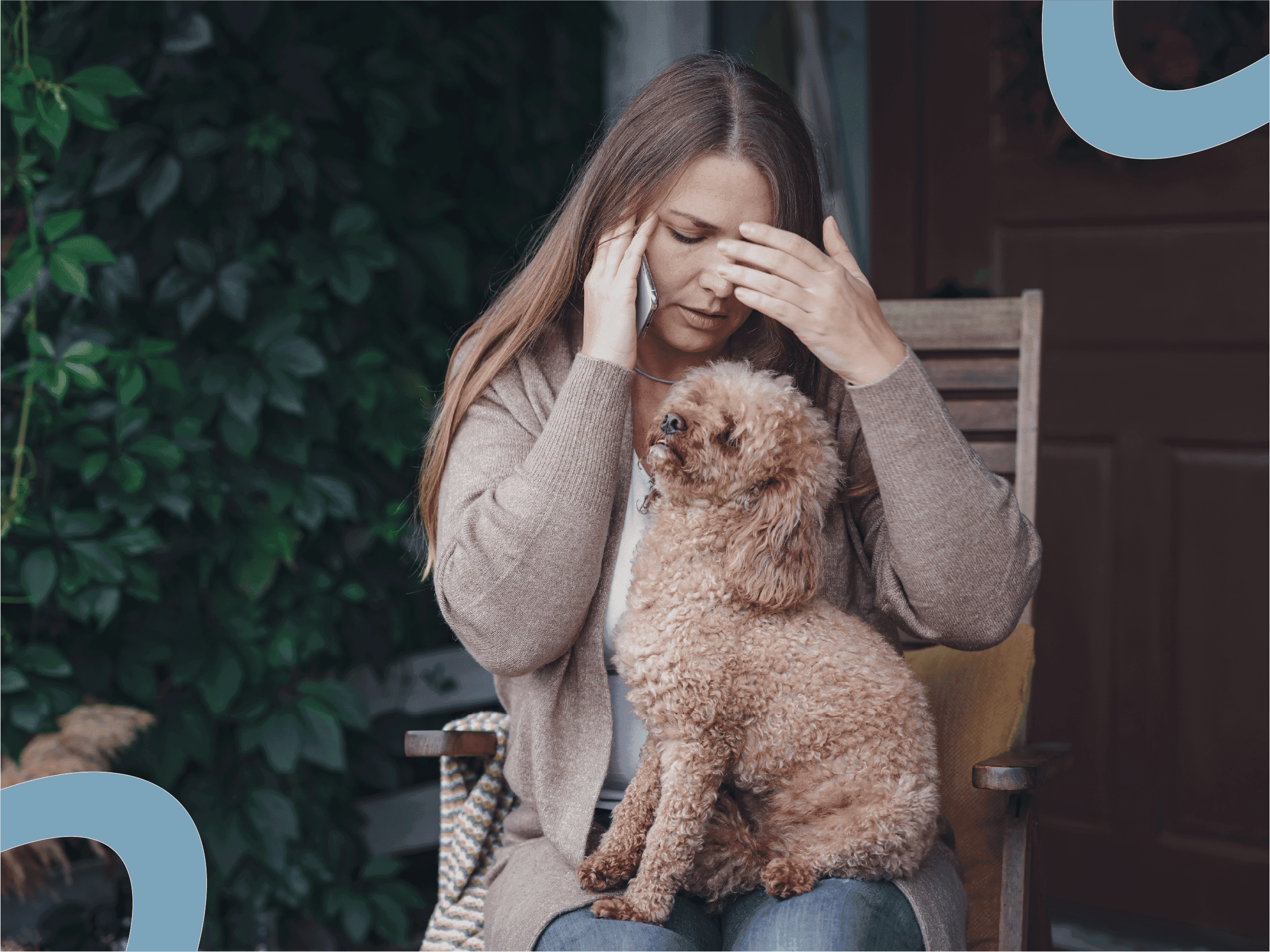 Propriétaire au téléphone inquiète