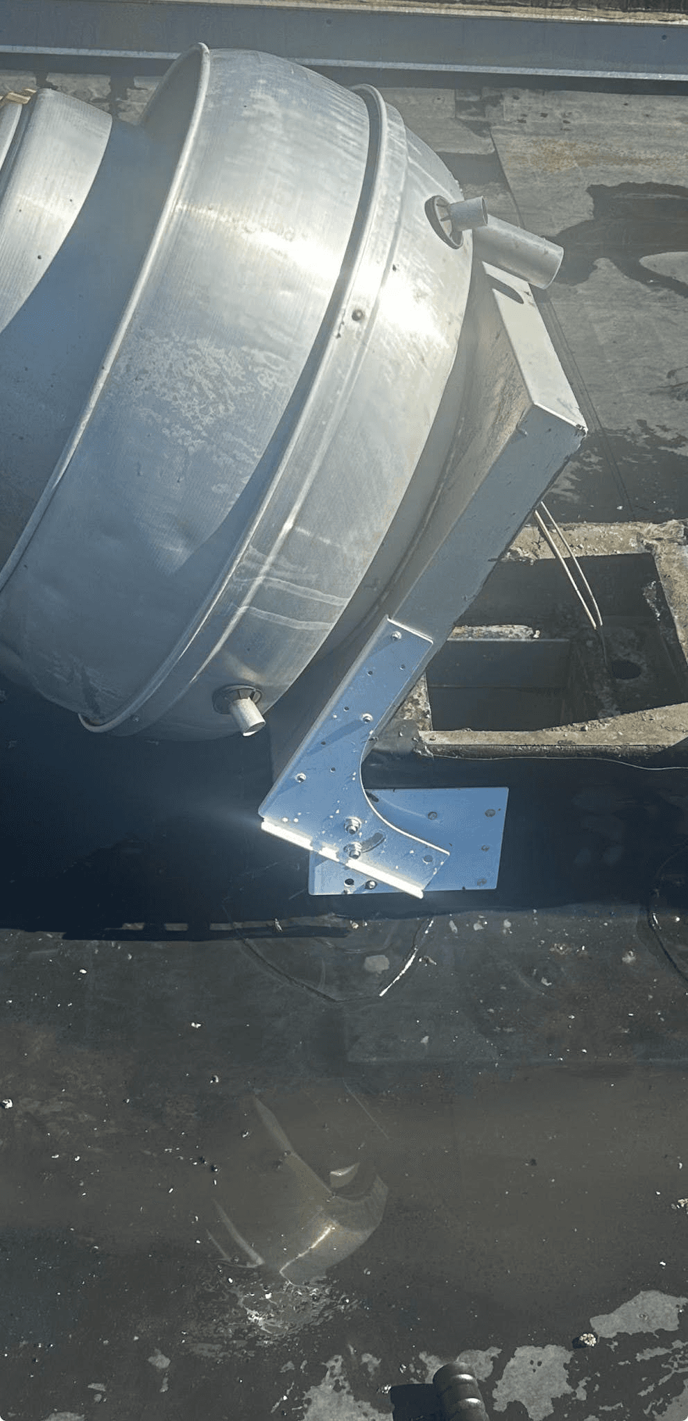 Royal Hood Cleaning hinge-kit installation