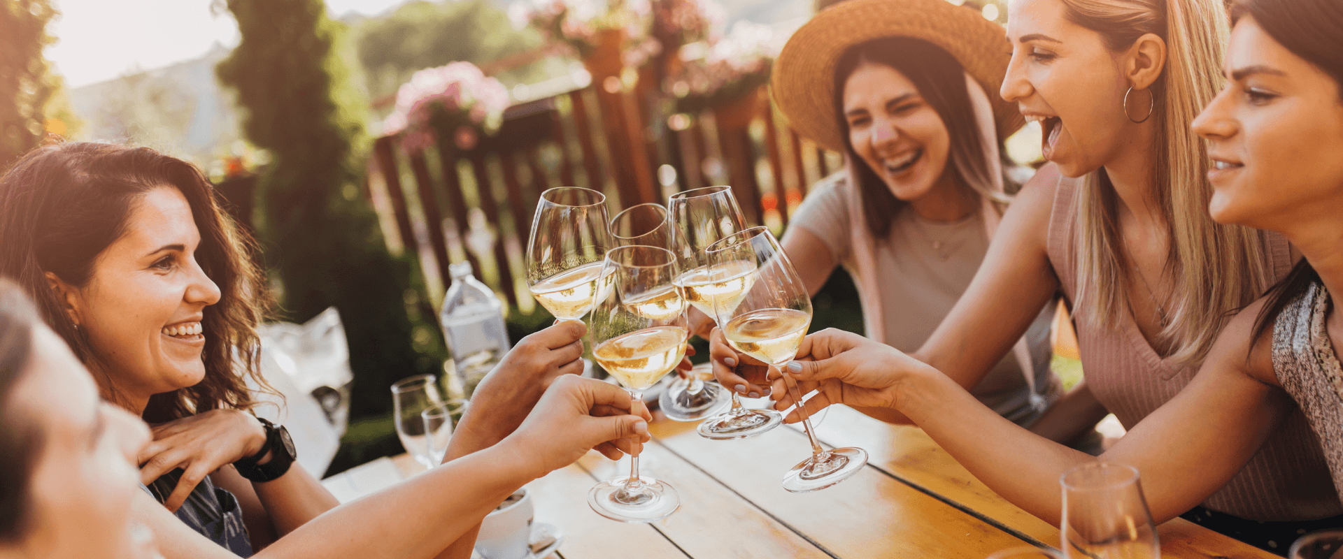 Rueda Social Strategy