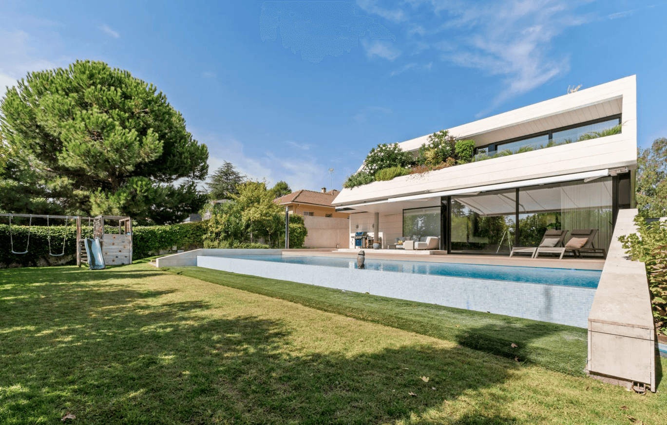 chalet moderno en las lomas