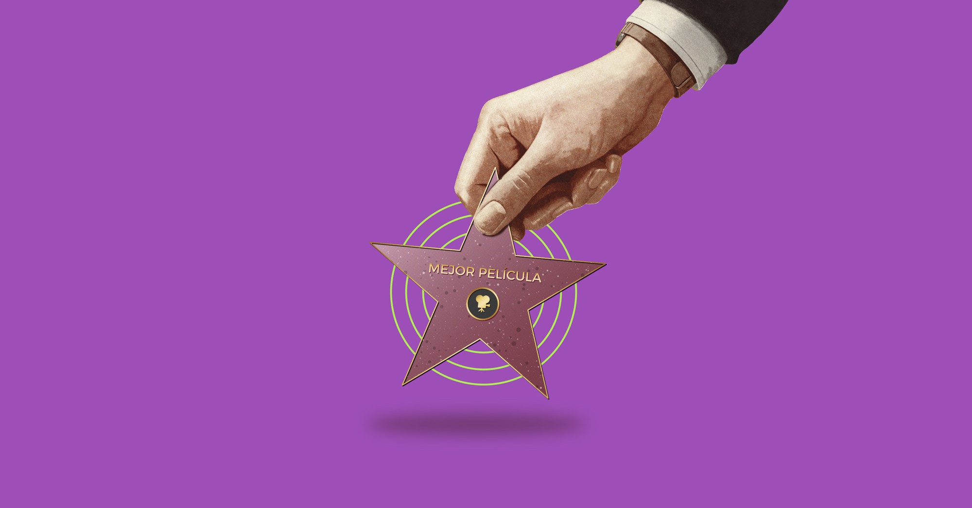 estrella de cine mejor película en mano sobre fondo púrpura