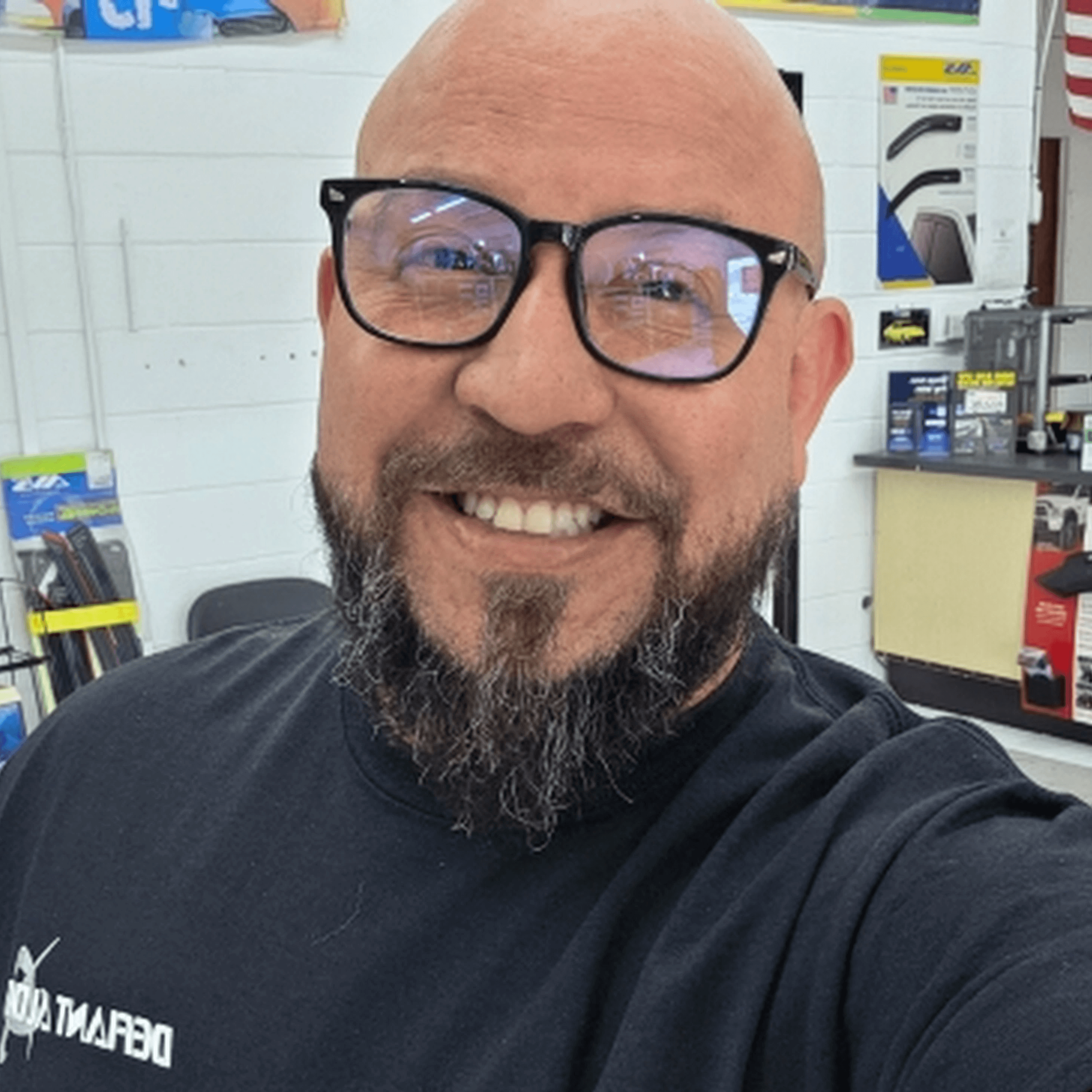 Eliot Brand - Zenesen