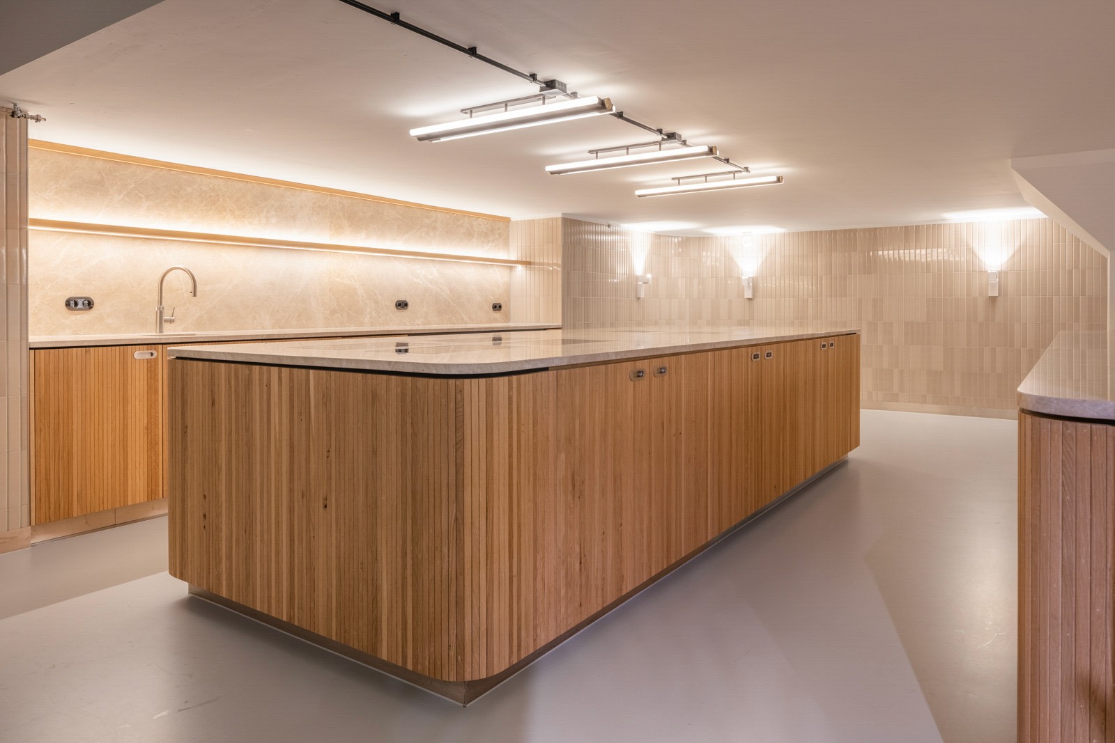 Mollie Payments founders club kitchen overview by Positive Space