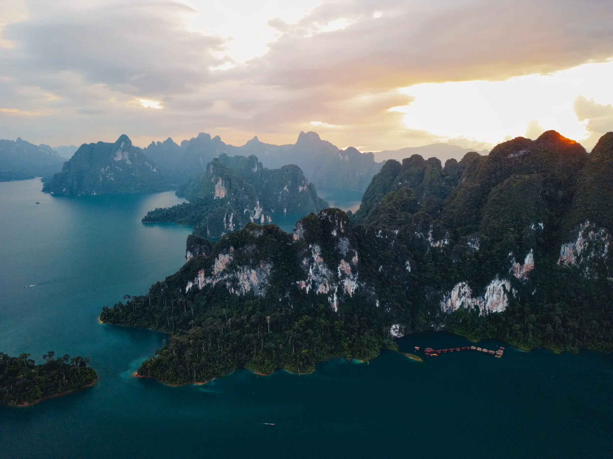 Photography Thailand: professional shots for social media by FuturPhase.