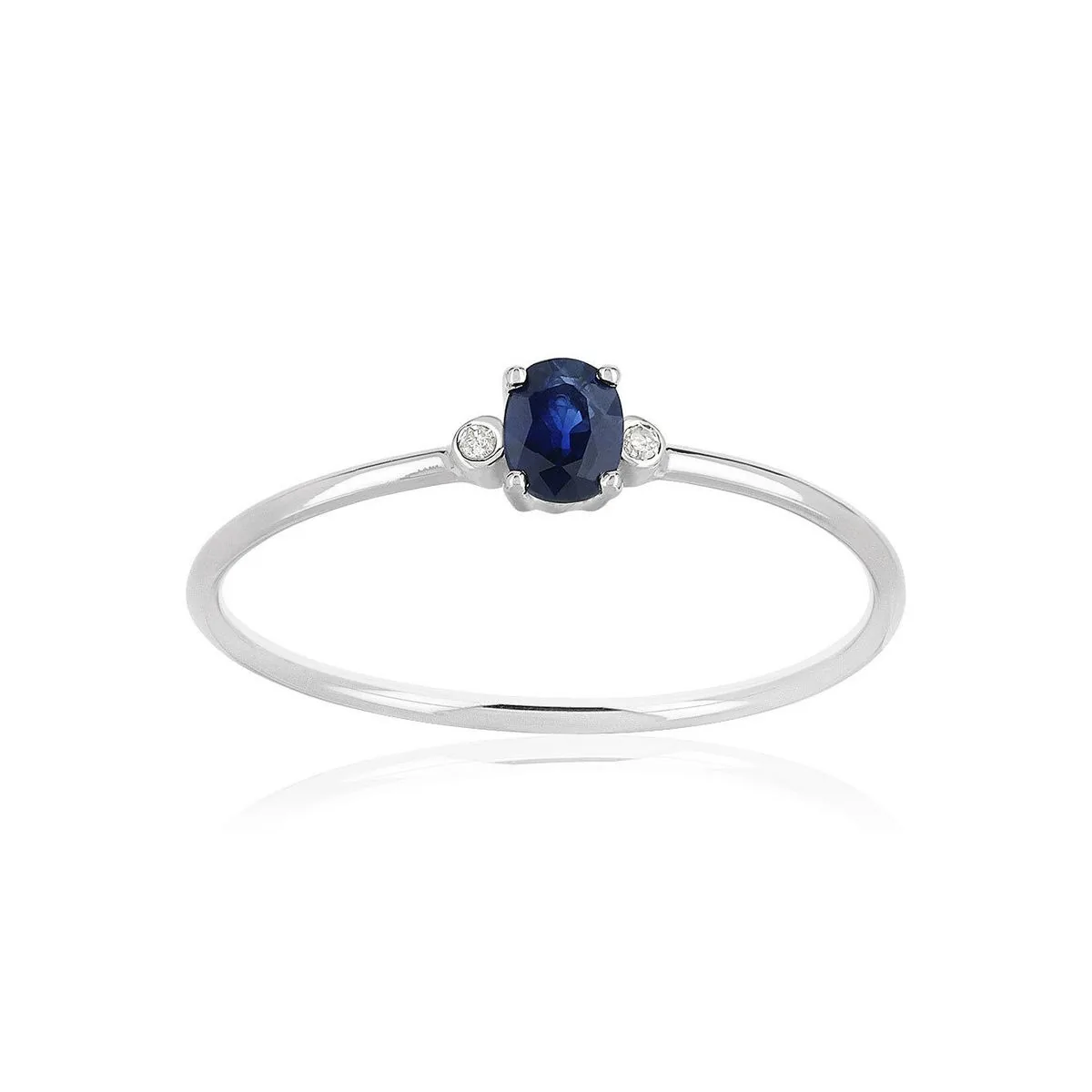 Bague en or blanc 375 sertie de diamants et saphirs