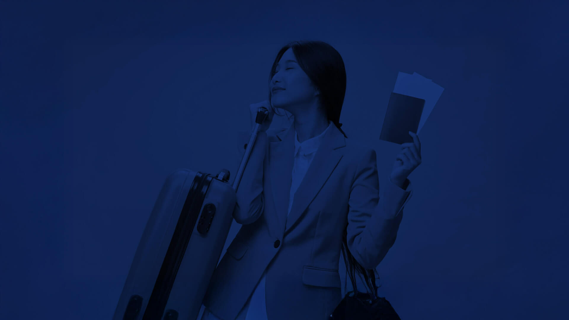 American Tourister background banner