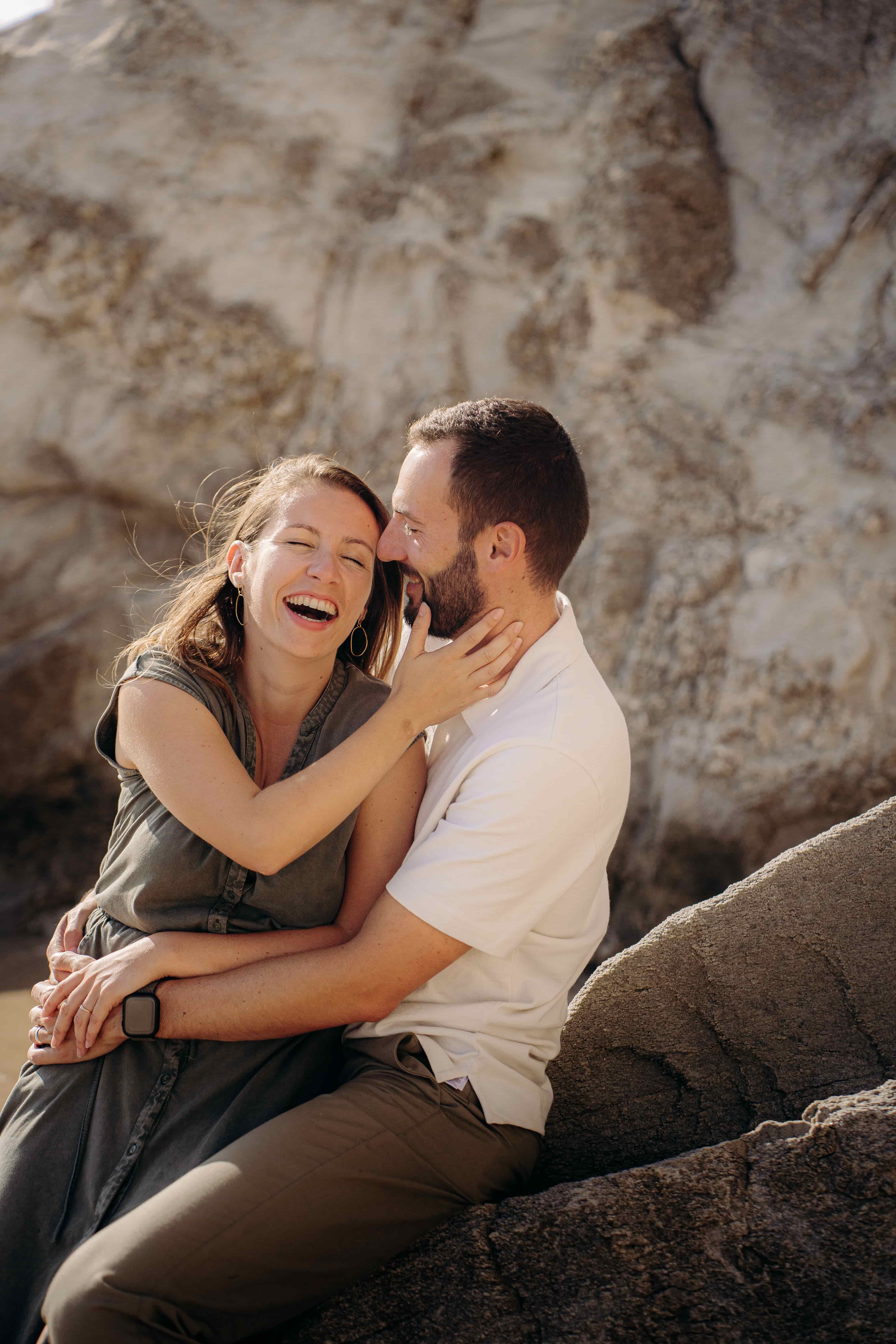 Amelia photographing