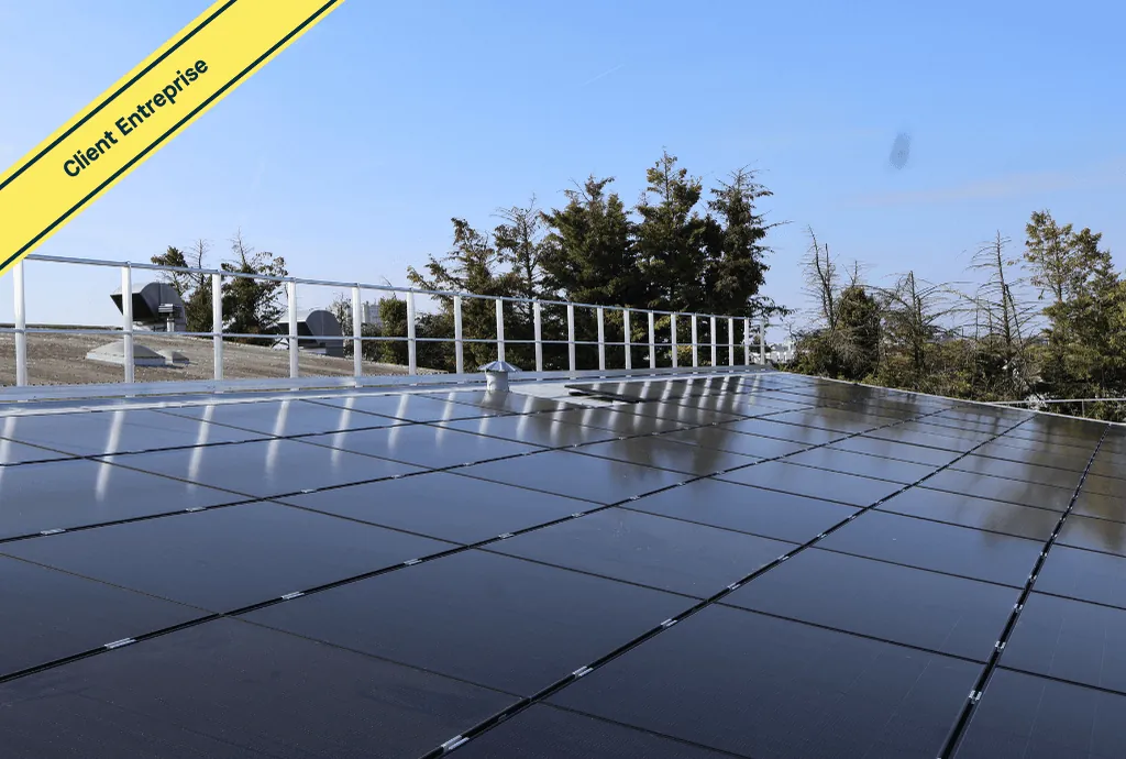 Photo d'une entreprise à Argenteuil dans le Val d’Oise en France équipée de panneaux photovoltaïques dont l'installation a été faite par Solarock.