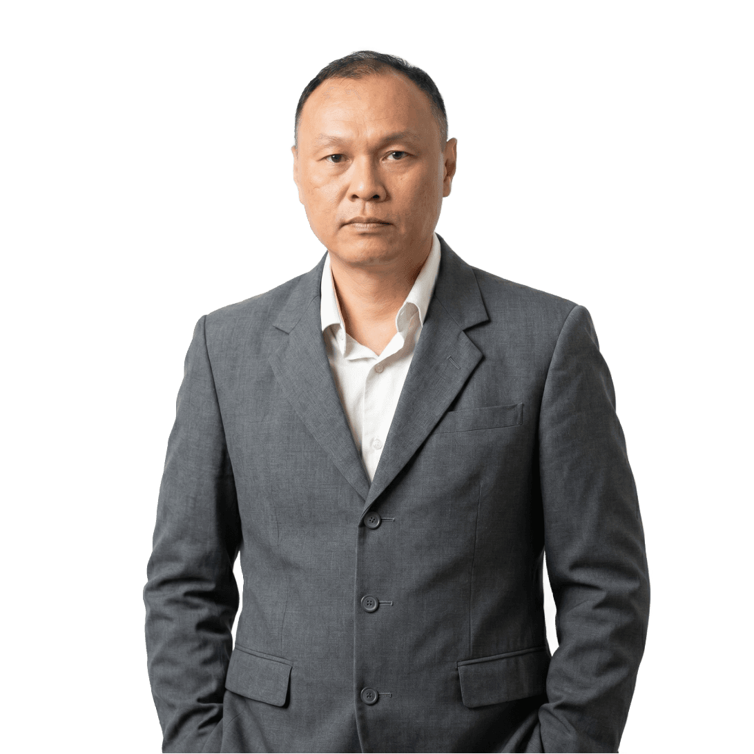 a man wearing a white robe (Background Removed)