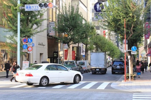 street overview of the building where ideopolist exhibition is held