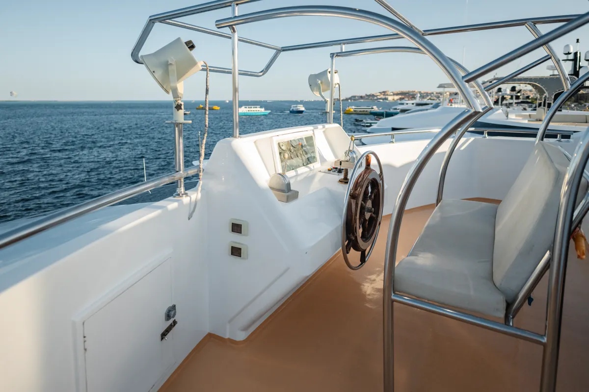 Sea Fox Captain’s Bridge