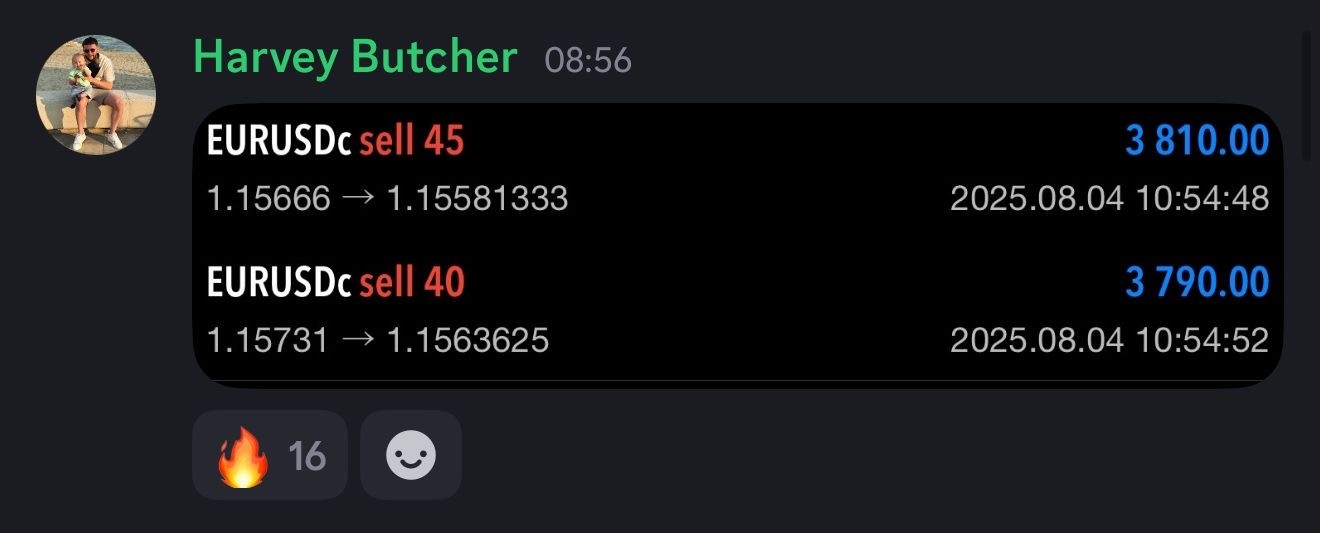 Text testimonial from Evo X member PaulioJ sharing positive first day experience, confident about joining Evo X group