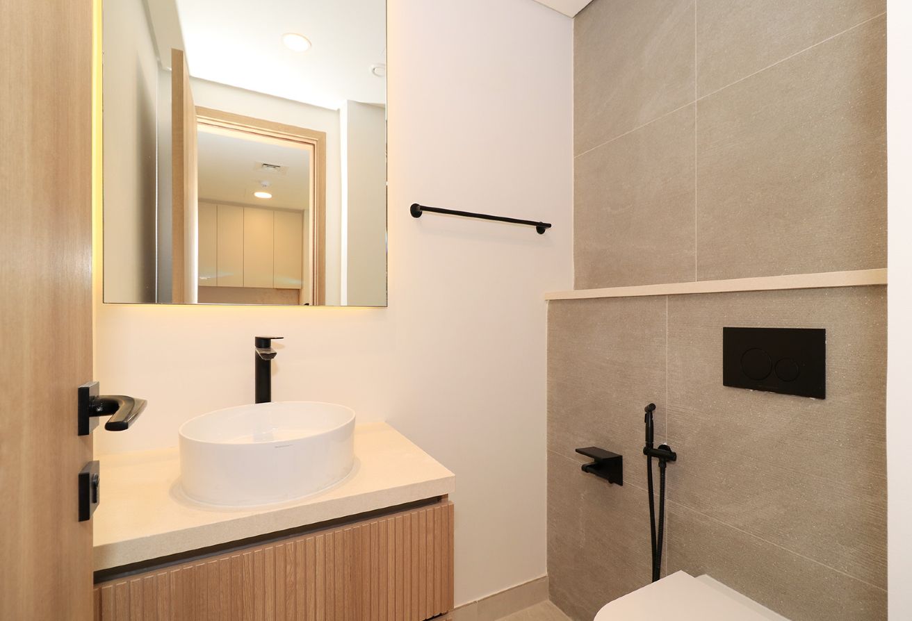 Gallery image 12