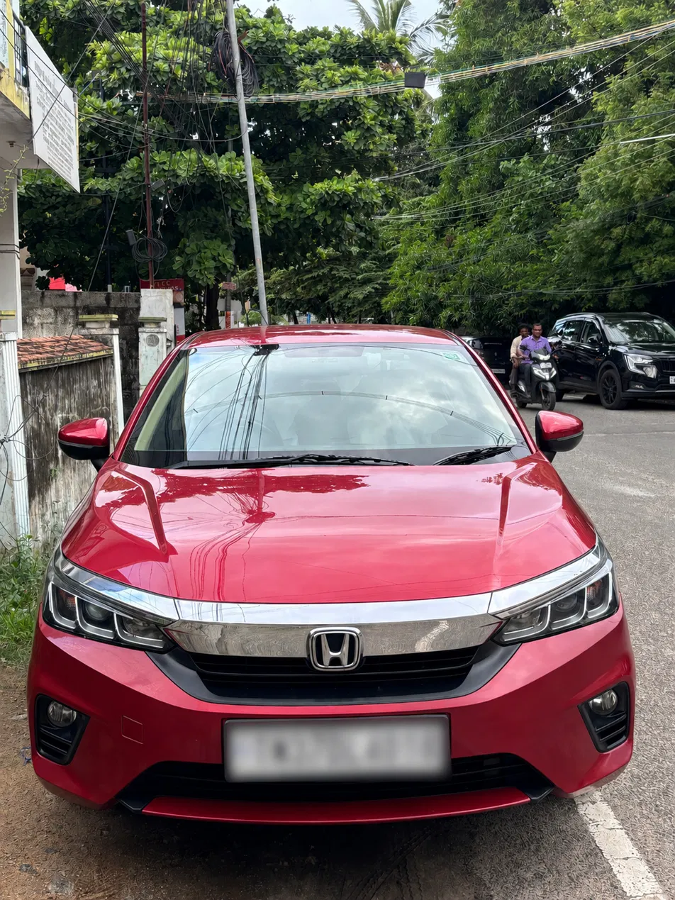 city-5th-gen-v-mt-img4