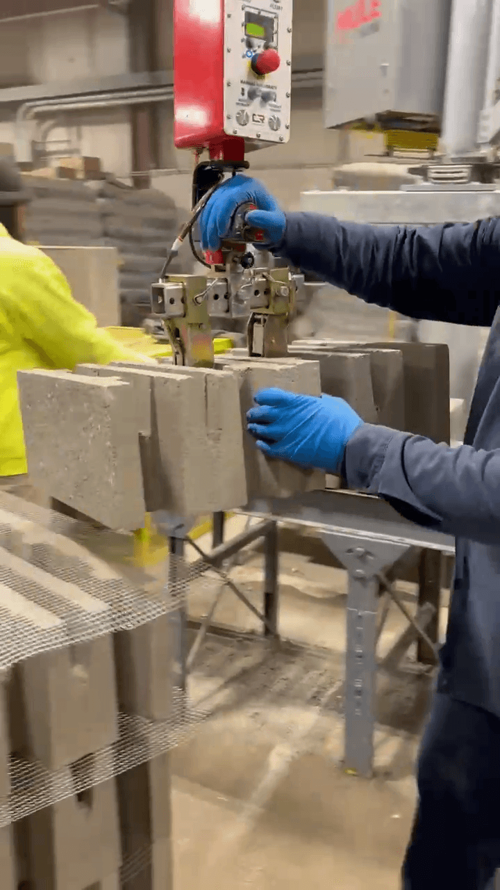 Manufacturing Plants — Mule MZ100 application