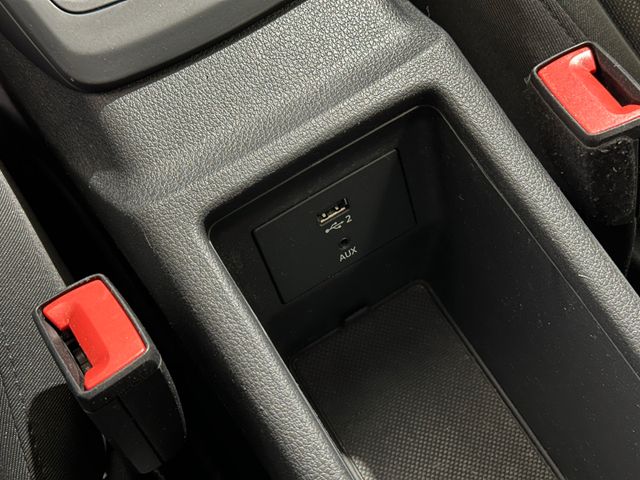 AUDI Q2 2023 SILVER Gebrauchtwagen - Galeriebild 22