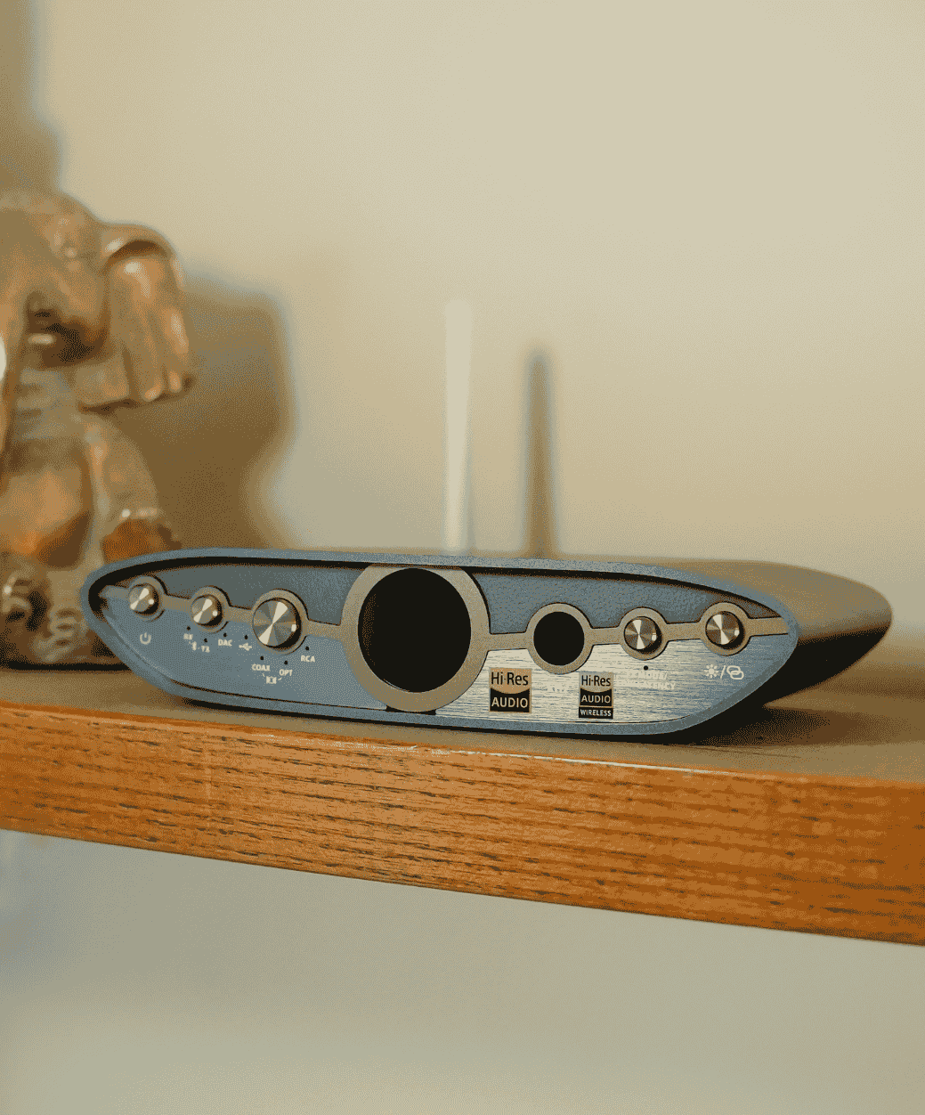 iFi Audio Zen BLUE 3 - lifestyle - LE STUDIO HIFI
