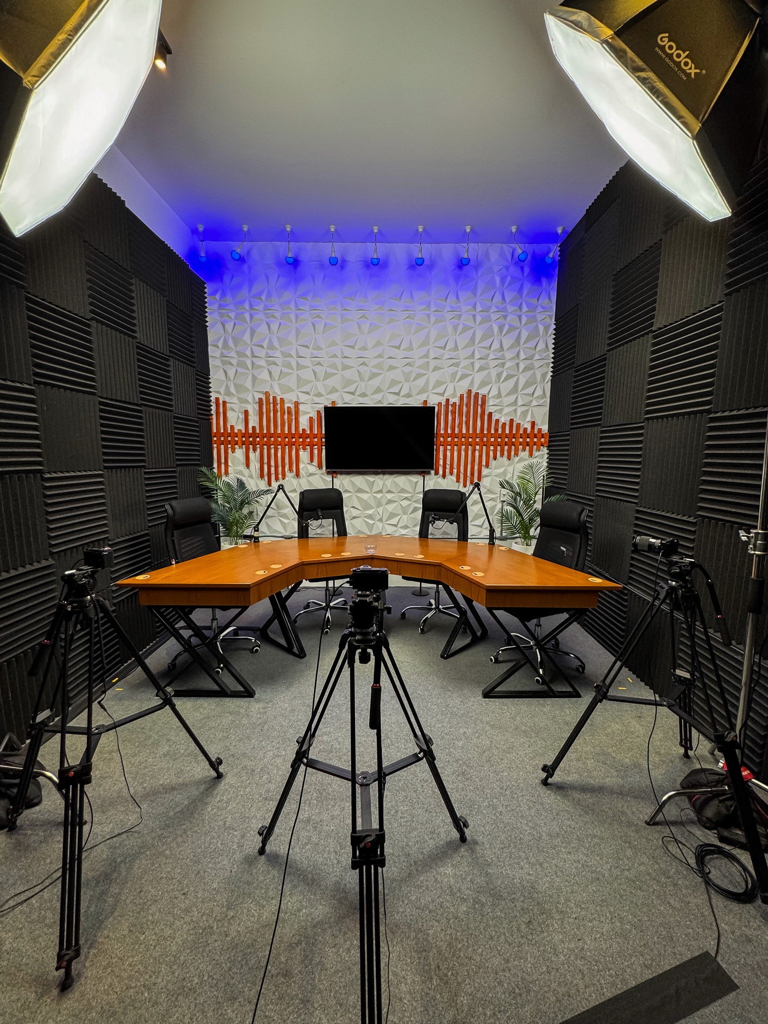 Professional podcast photo studio at Legacy Muscle Universe Koh Samui, equipped for high-quality content creation in a modern fitness hub.