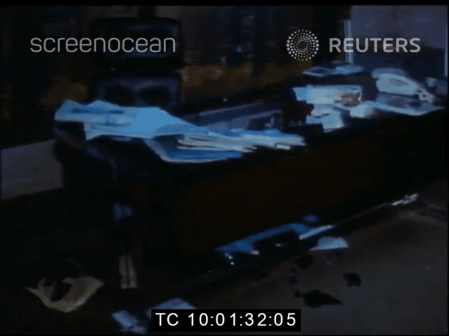 A computer screen shot of a desk
AI-generated content may be incorrect.