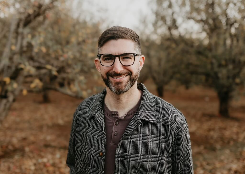 Front portrait of customer 5