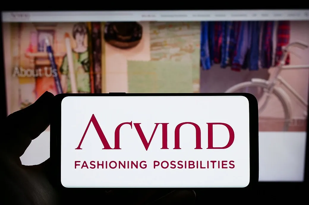 Arvind Fashions, Q2 FY26 results, India apparel retailer, AFL revenue growth, direct channel growth, online B2C sales India, apparel industry margins, Indian fashion retail growth