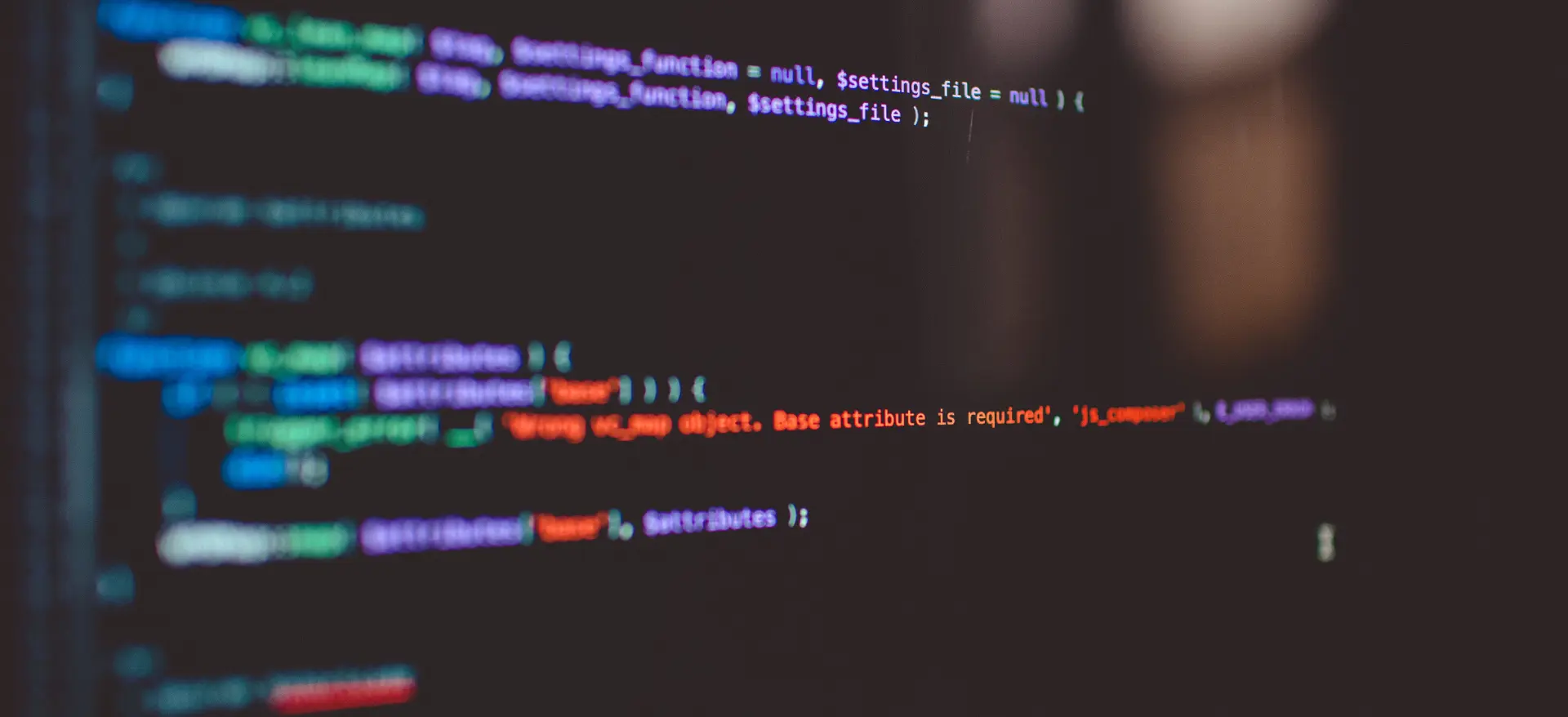 Ordinateur de développeur avec lignes de code
