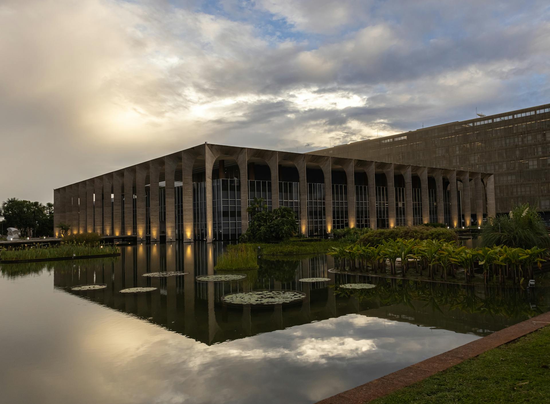 Palace of the Arches at sunset