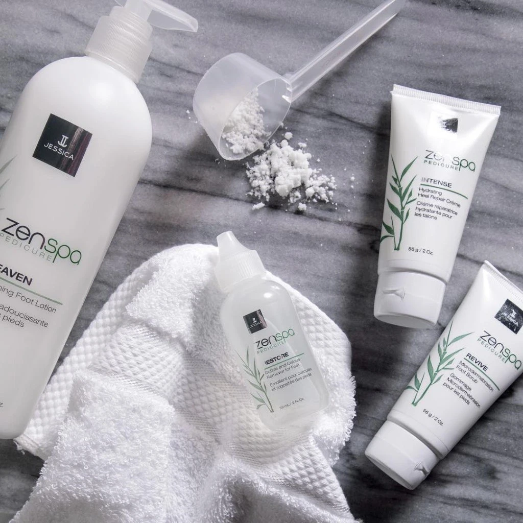 Dashboard showing MRR of $69,897 and 1206 active users with an upward trend graph.