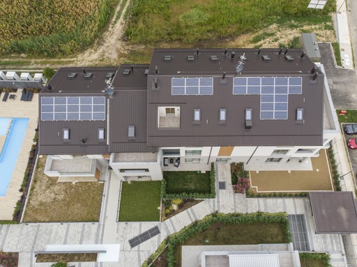 Lattoneria-velux-pannelli-solari-monza (MB) Galimberti-DJI_0214.jpg