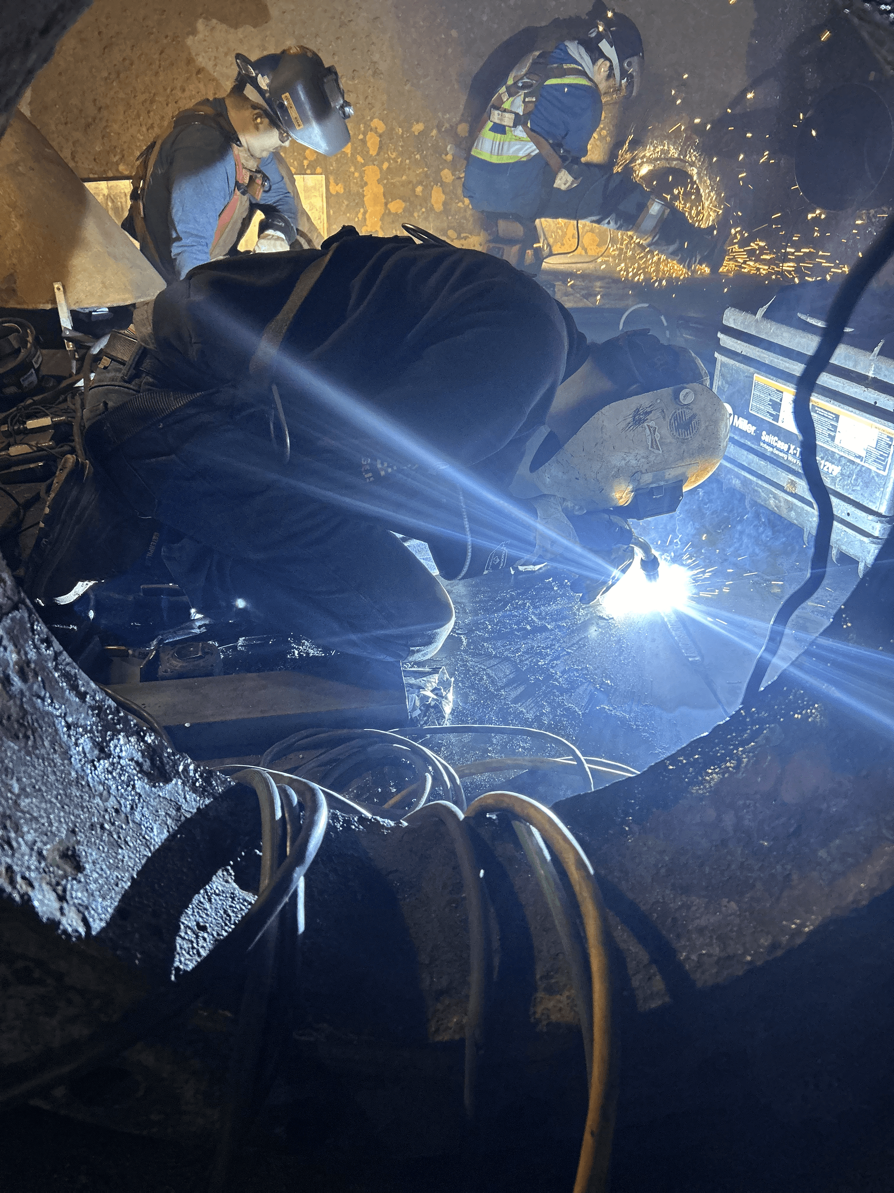 Abstract 3D composition of floating spheres and cubes in monochrome tones with soft lighting.