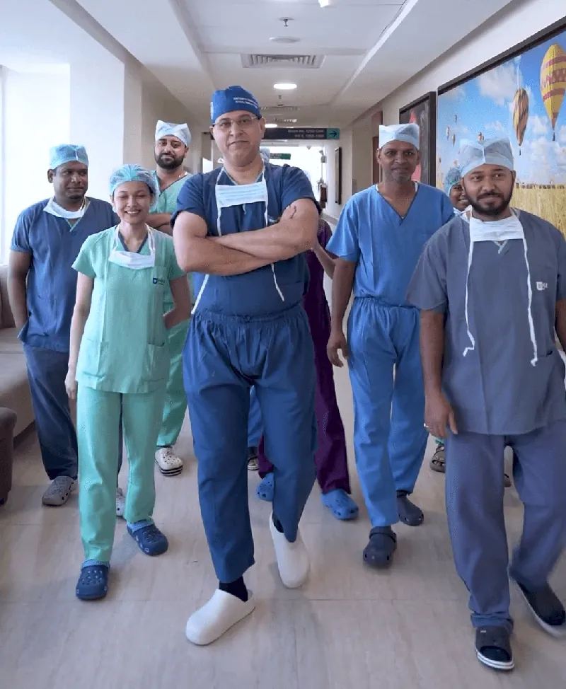 Dr Ramneek Mahajan with his surgical team at Max Smart Super Speciality Hospital, Saket