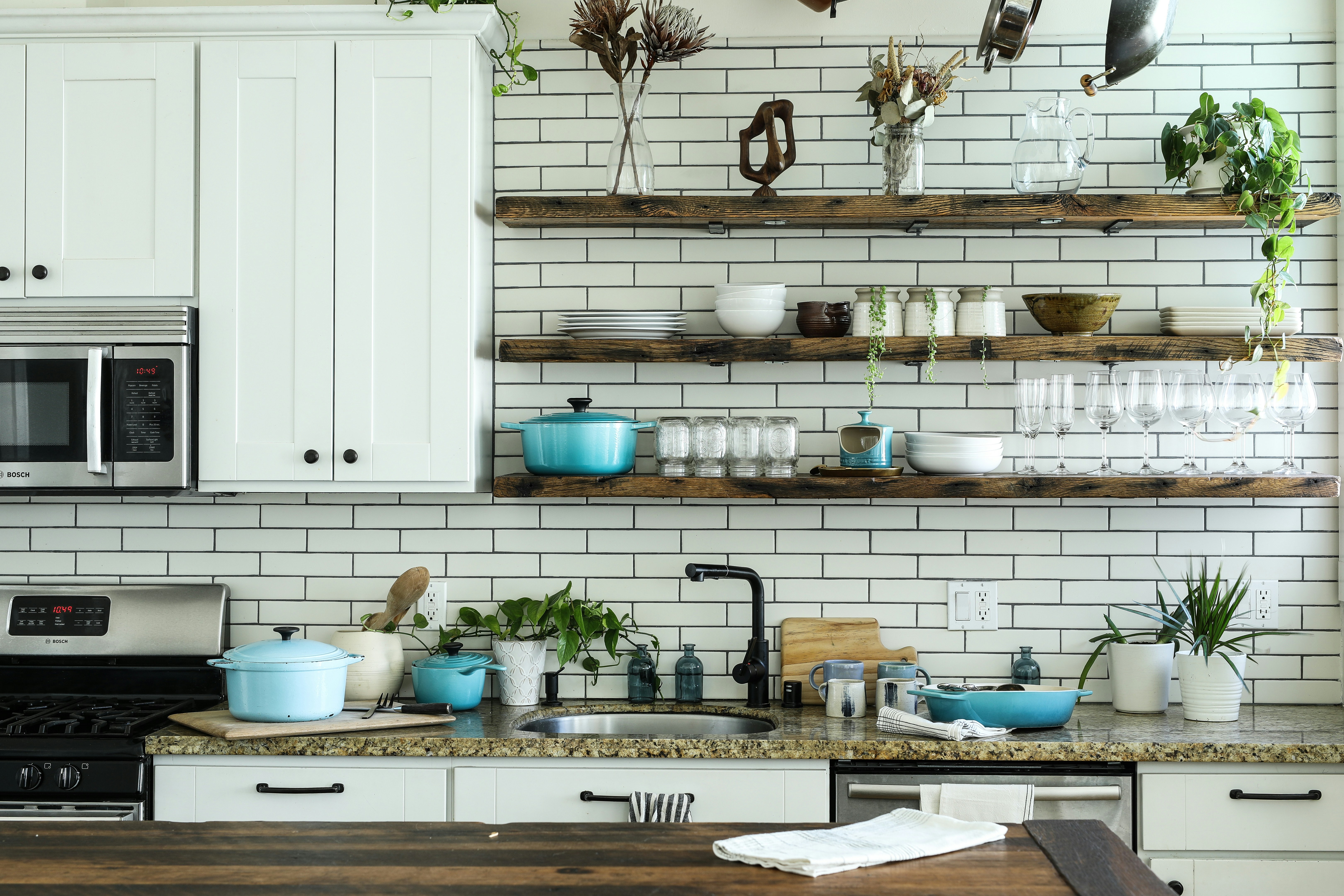 Avoid These Common Renovation Mistakes in Renton Kitchens!