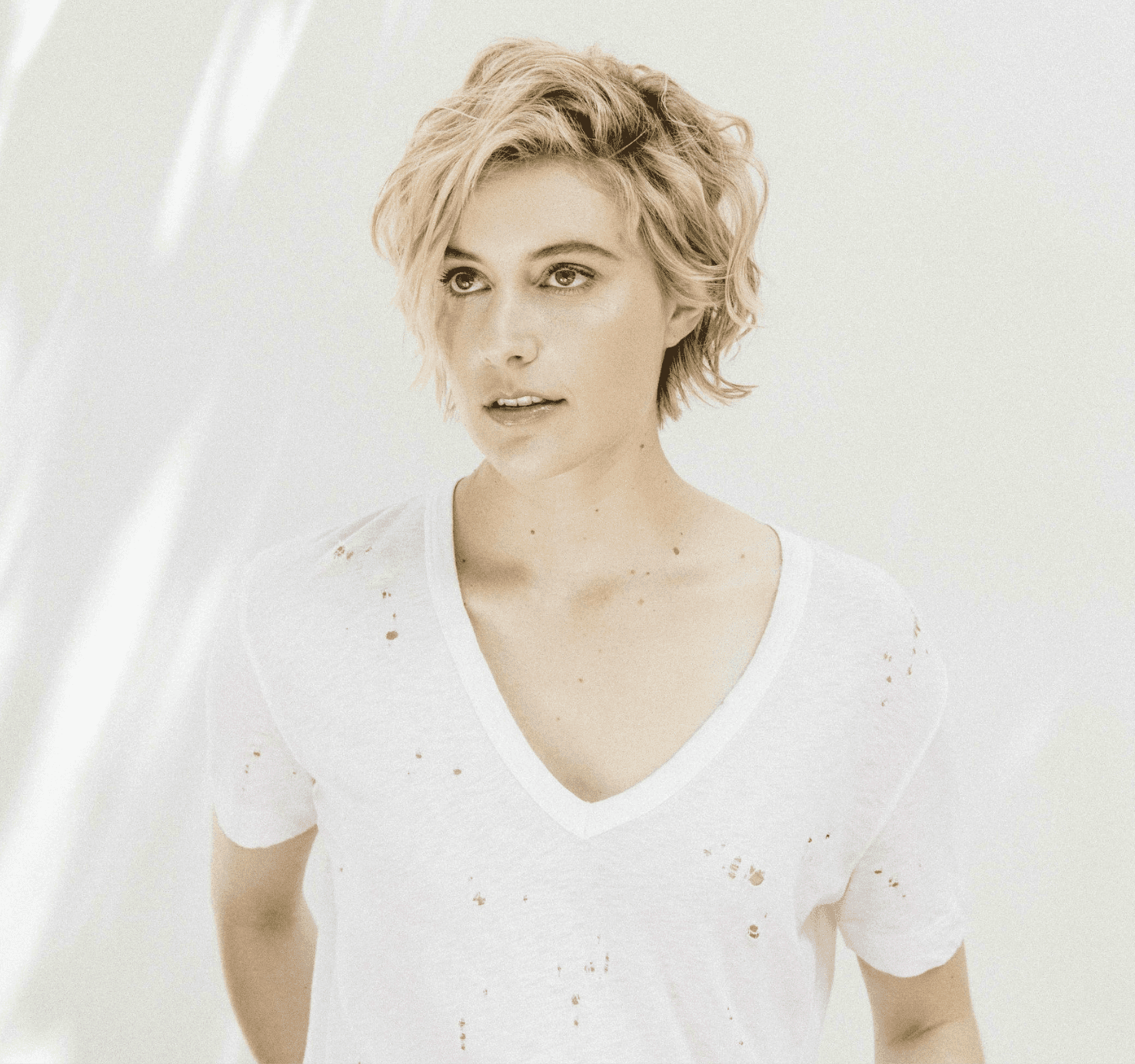 Greta Gerwig Headshot