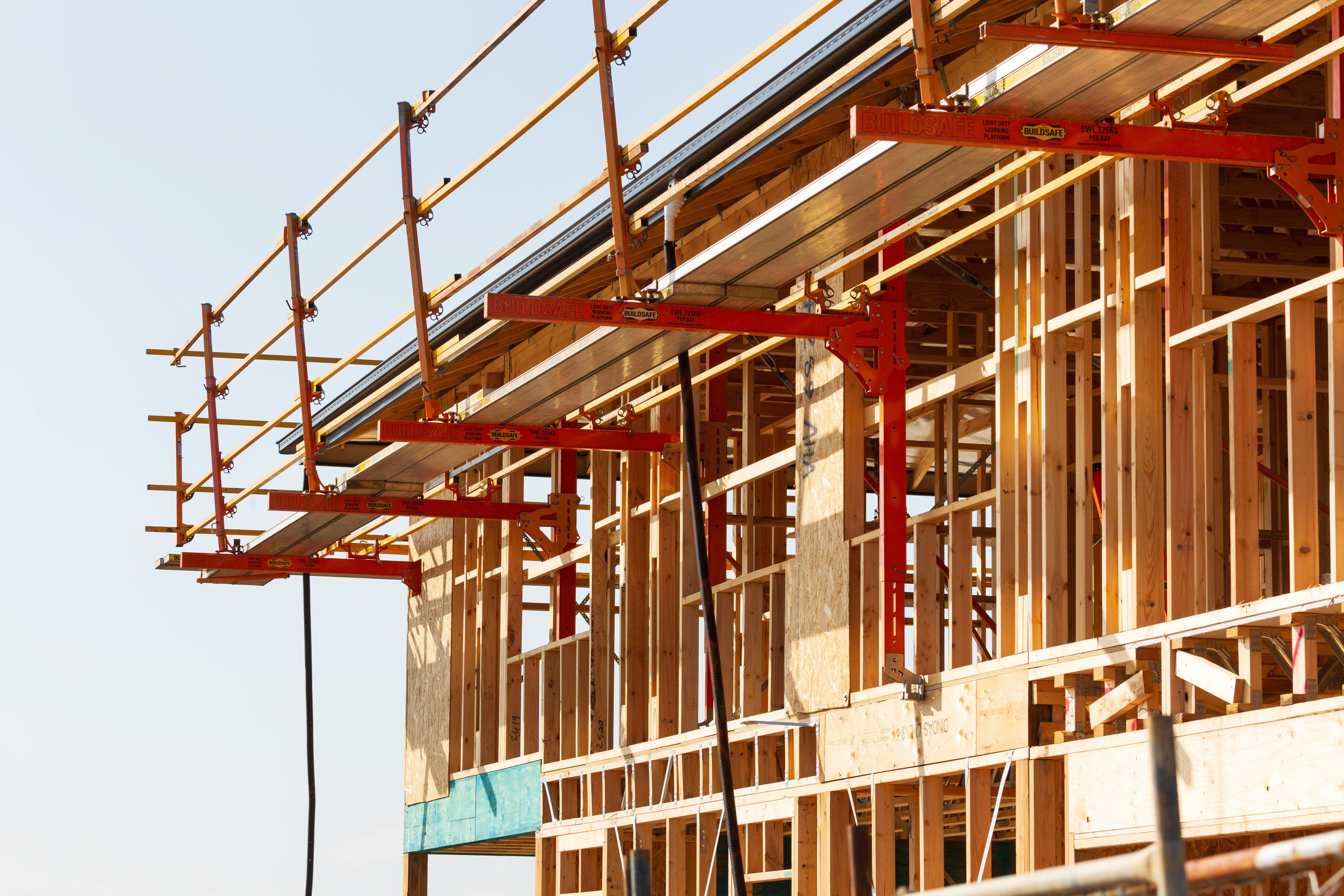 COLLABORATION & BUILD