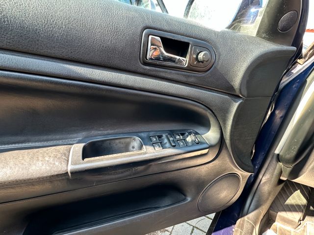 VW Passat Variant 2000 BLUE Gebrauchtwagen - Galeriebild 4