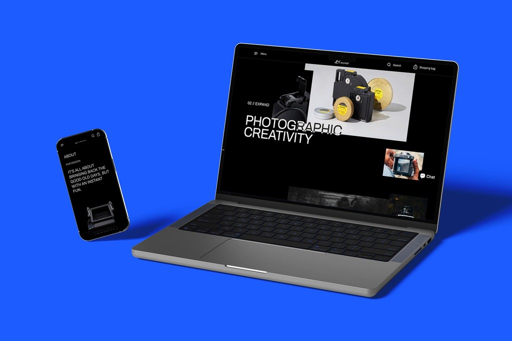 這張圖像展示了Rezivot的網站設計，其中包含電腦和手機的螢幕畫面