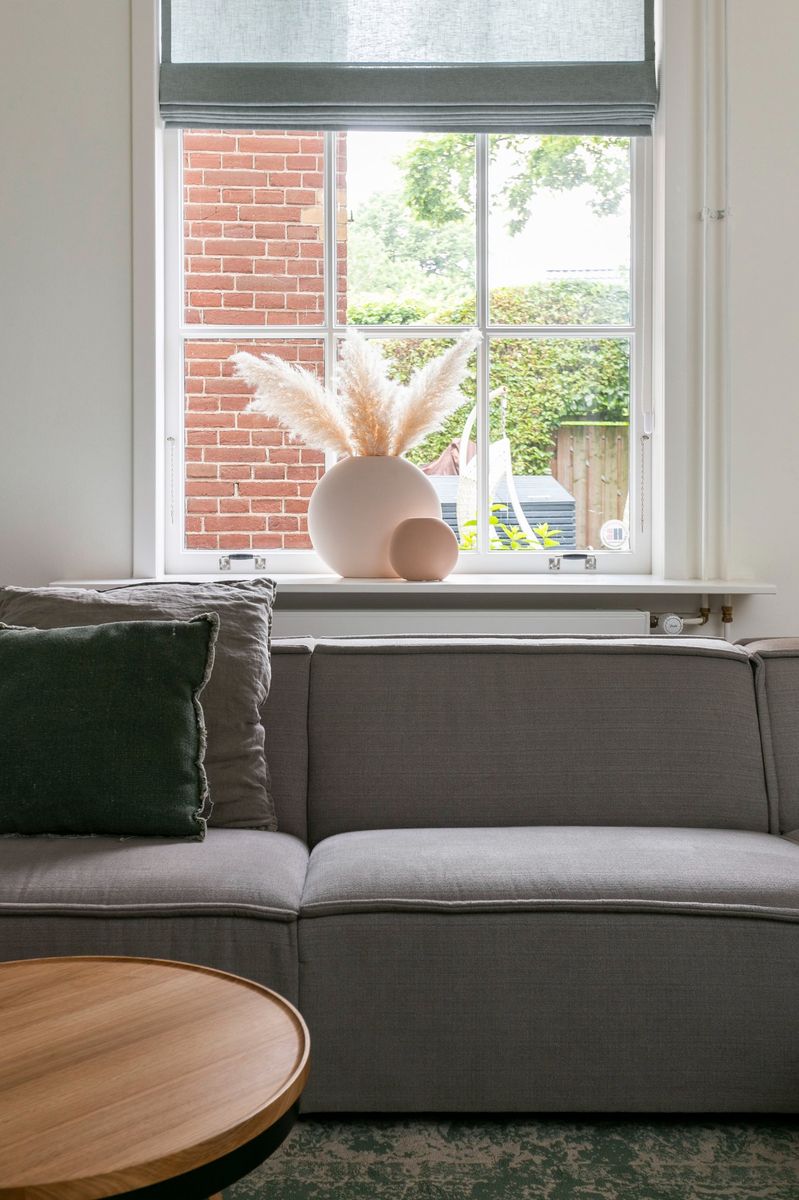 elementenbank modern in oud huis