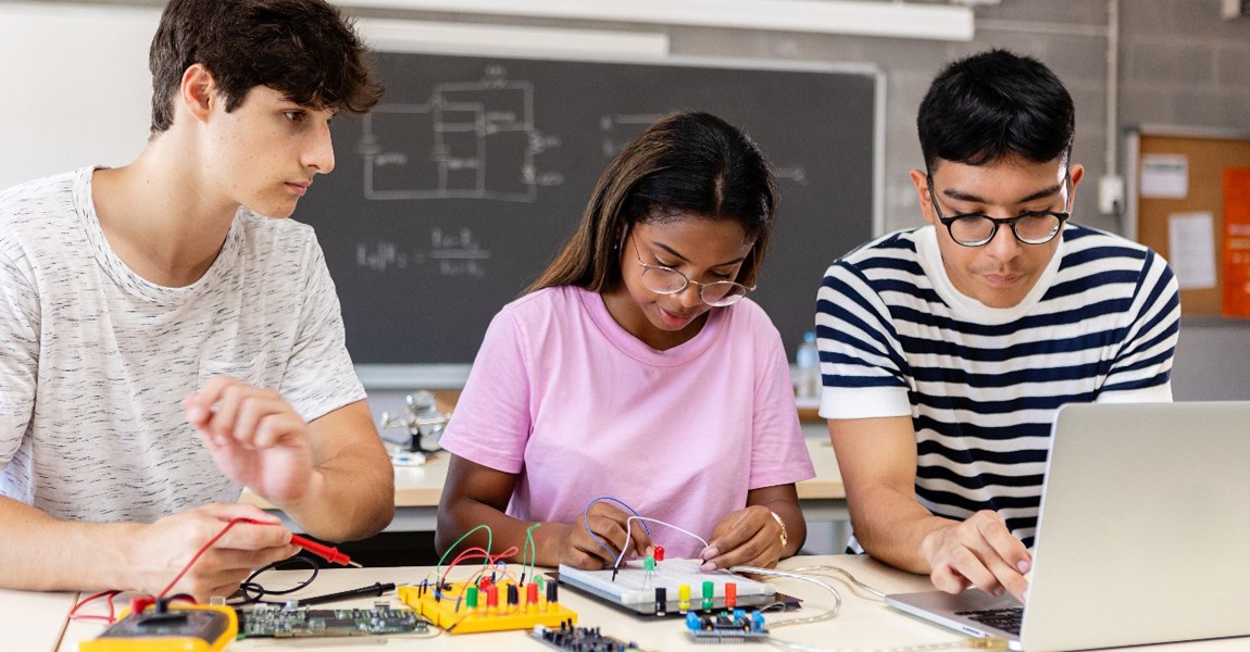 Reimagine High School: Explore Alternative Options in Jubilee Hills with Dreamtime Learning Hub